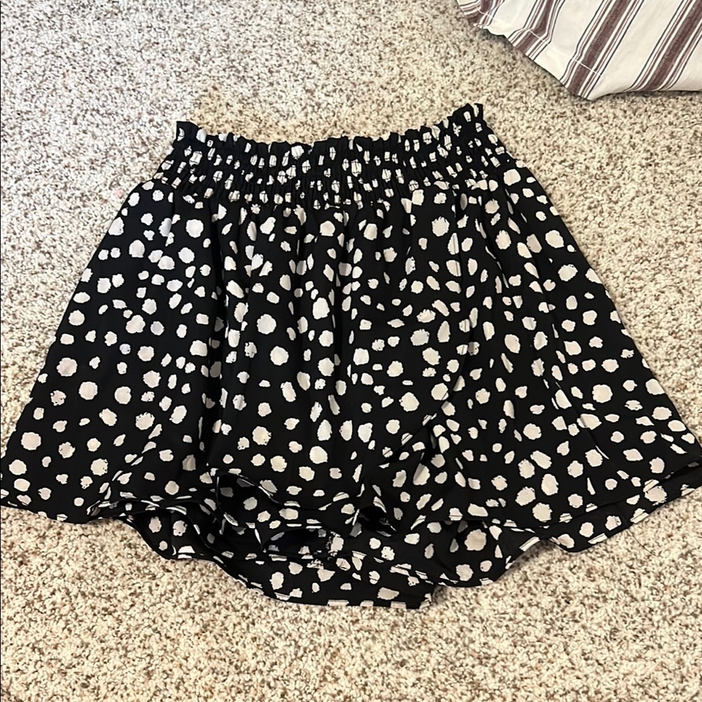 Stylish Black and White Polka Dot Skirt